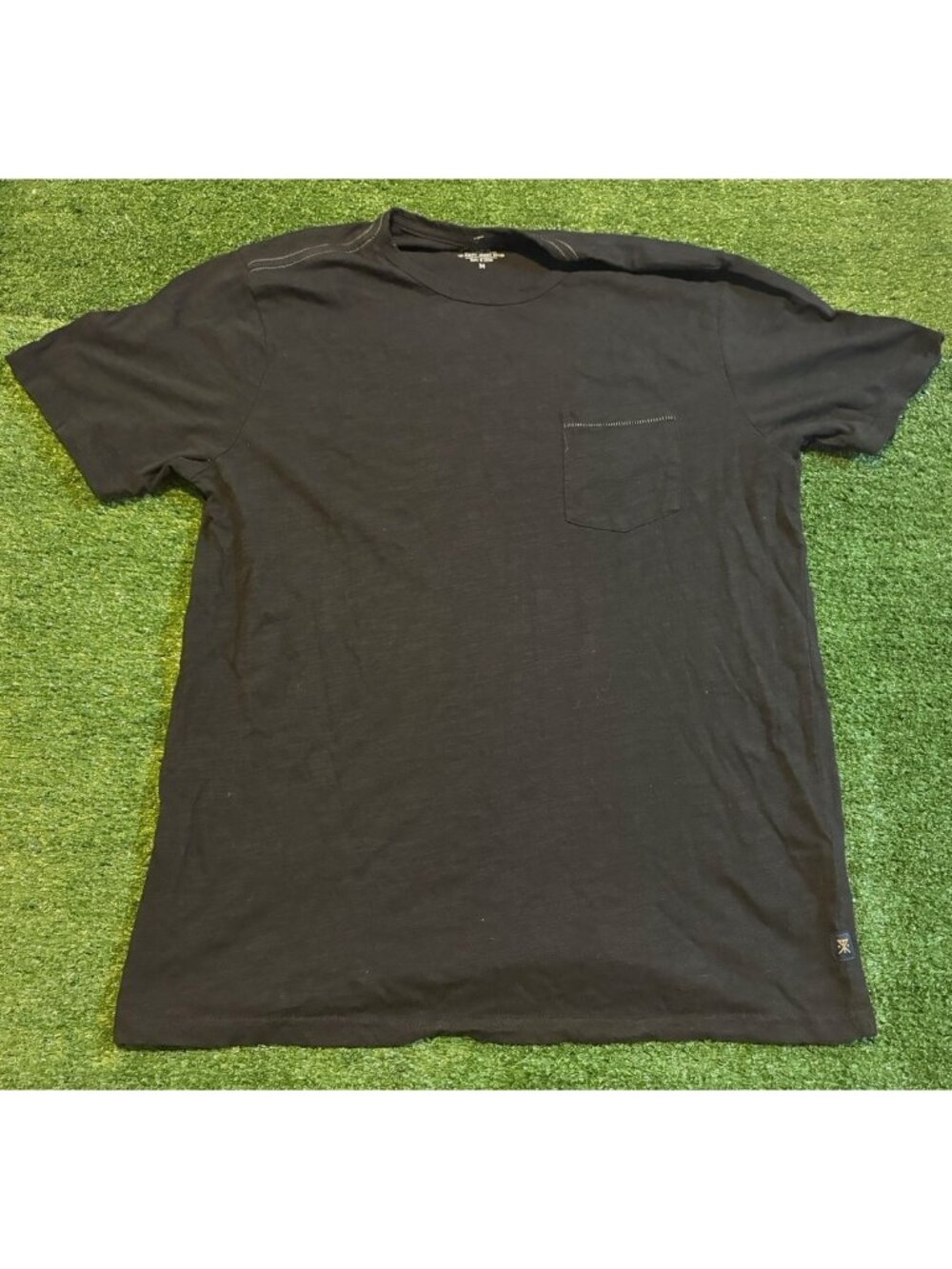 Roark shirt mens medium black well worn short sleeve pocket lighweight casual